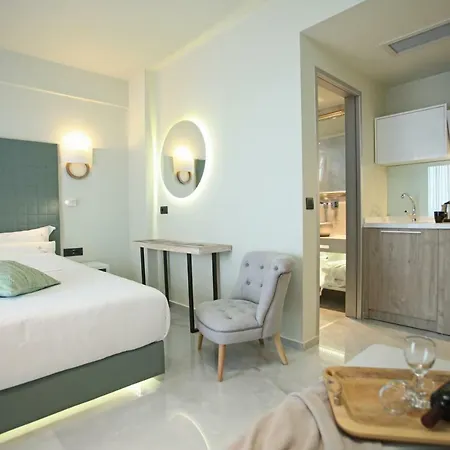 Athinais Luxury Hanioti