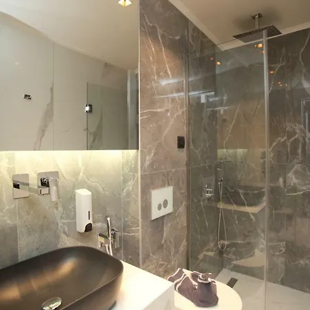 Отель Athinais Luxury