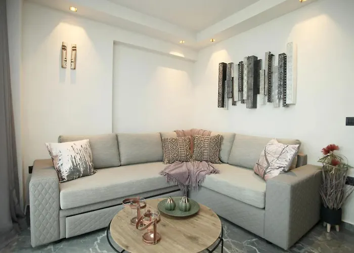 Athinais Luxury Hotel