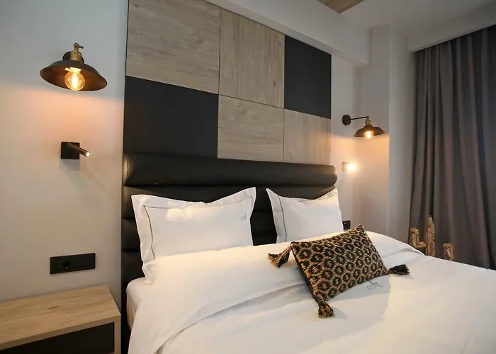 Athinais Luxury * Chaniotis