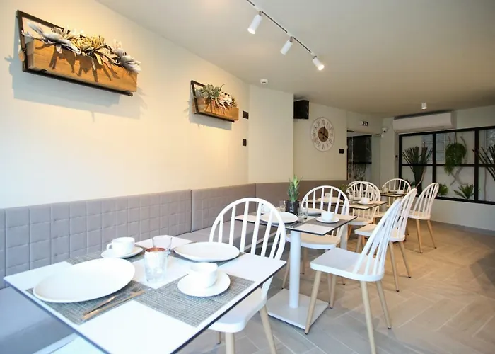 Athinais Luxury Chaniotis