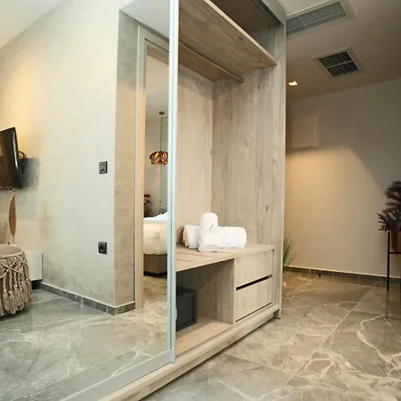 Ξενοδοχείο Athinais Luxury