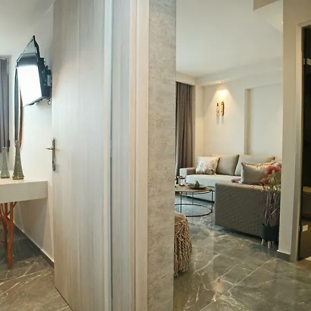 Athinais Luxury Hotell *